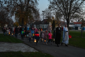 Ökumenischer Laternenumzug